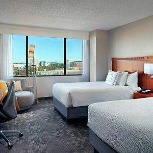 Guestroom Two Doubles